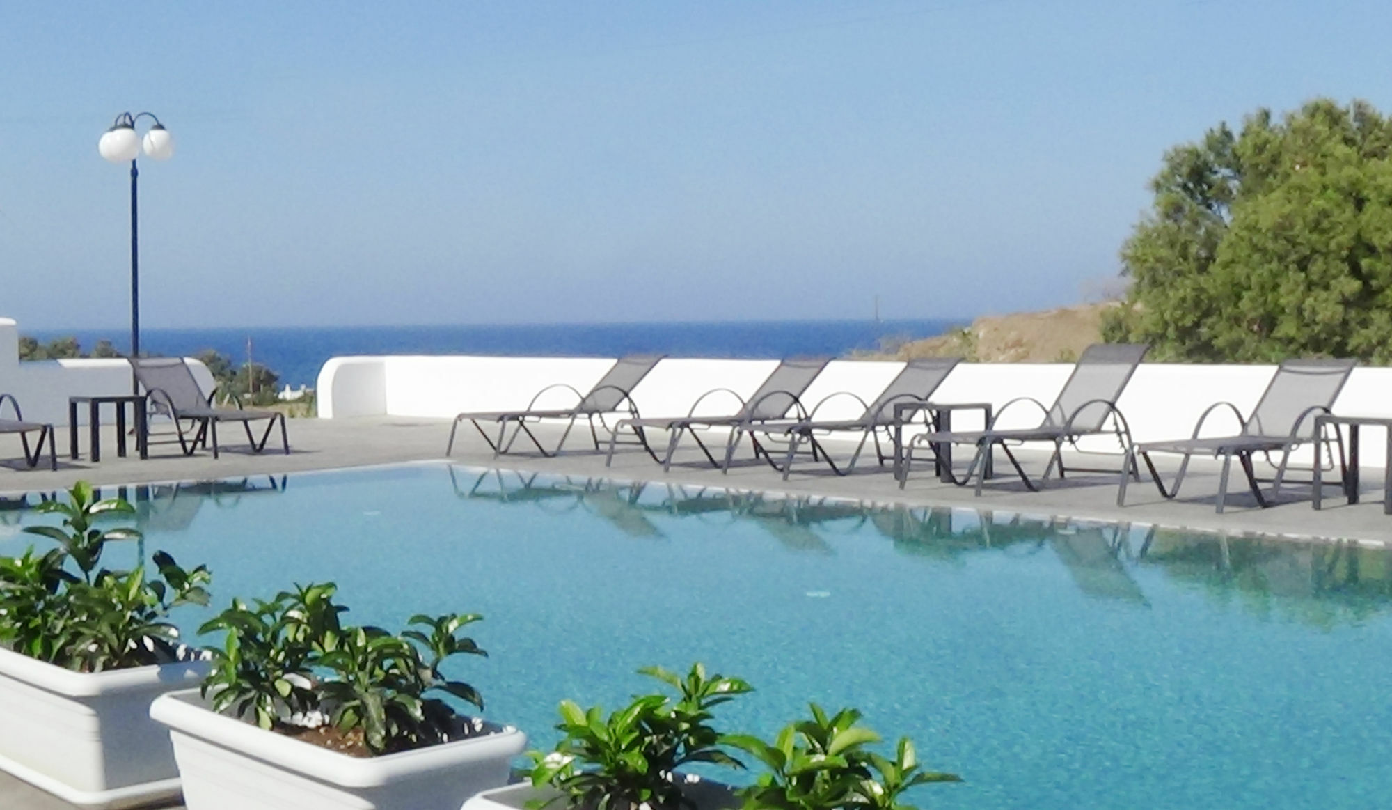 Sea And Sand Villas Монолитос Экстерьер фото